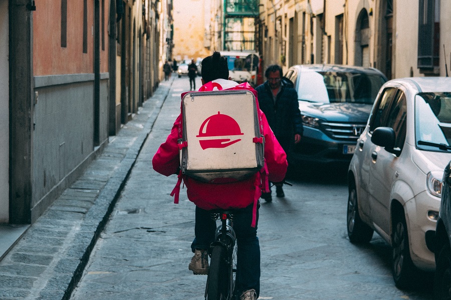 What You Should Know Before Launching Food Delivery